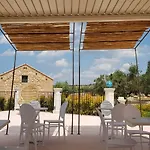 Farm stay Masseria Cisternella Alliste