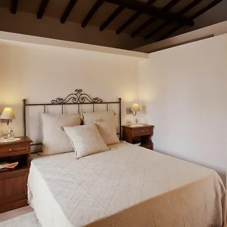 Masseria Cisternella Фермерский дом *