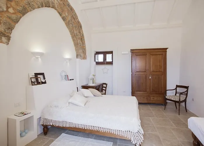 בית חווה Masseria Cisternella אליסטה