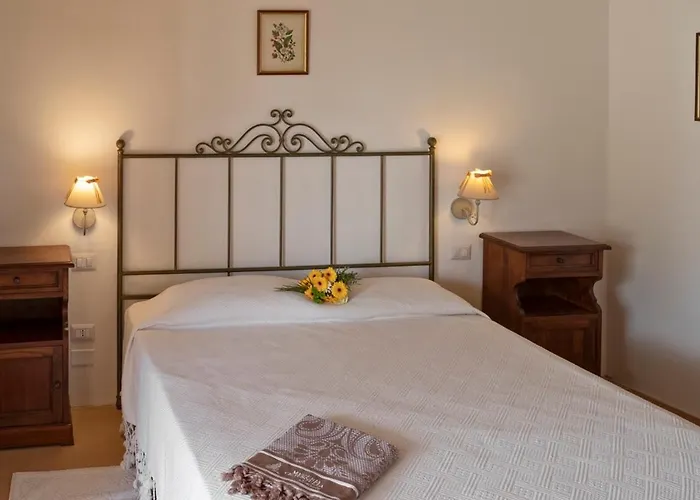 مزرعة للإقامة Masseria Cisternella